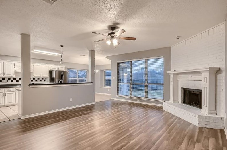 2021 Cantura Dr, Mesquite TX  75181-4650 exterior