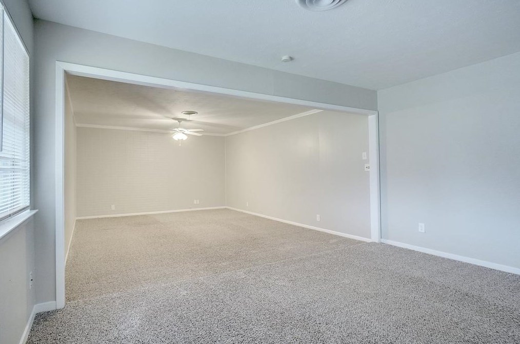212 Dupont Cir, Fort Worth, TX 76134