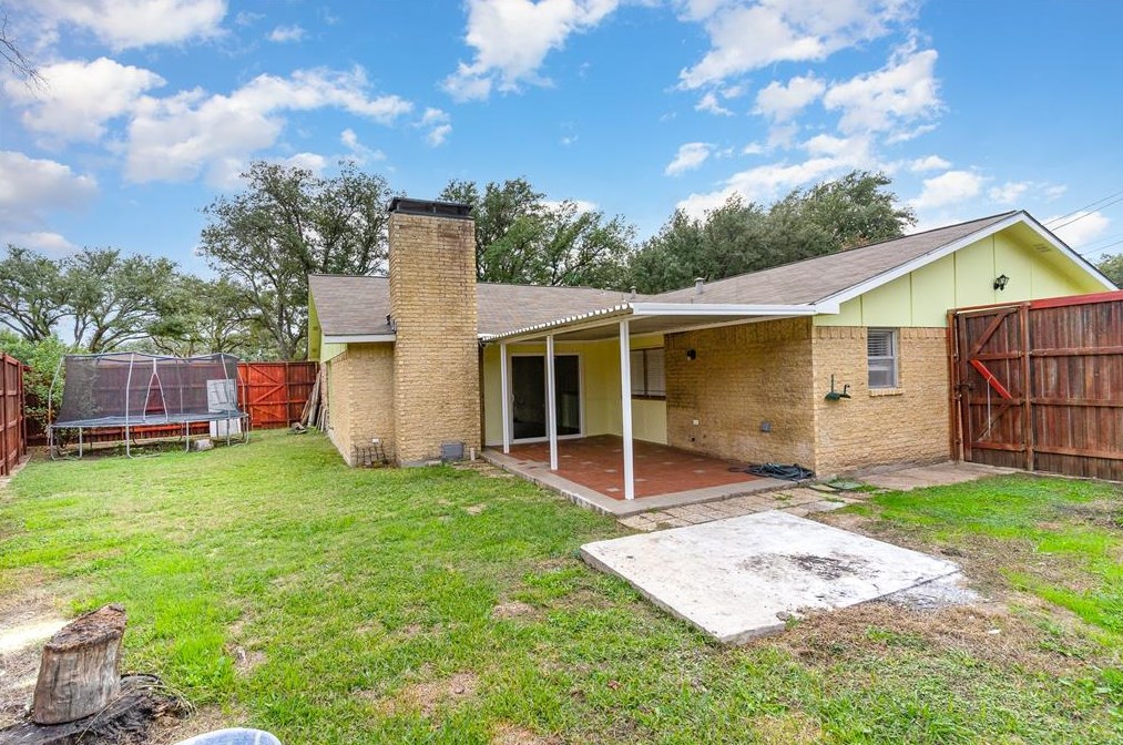 10955 Middle Knoll Dr, Dallas, TX 75238