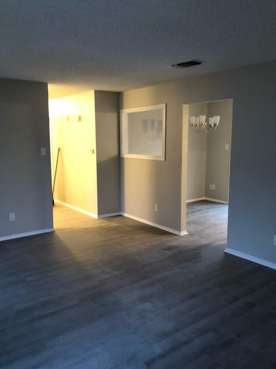212 Lake Crest Parkway Ct, Azle, TX 76020