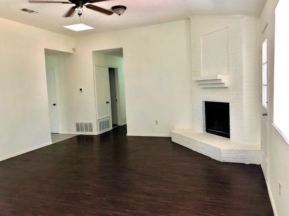 2470 Mckensie Ln, Grand Prairie, TX 75052