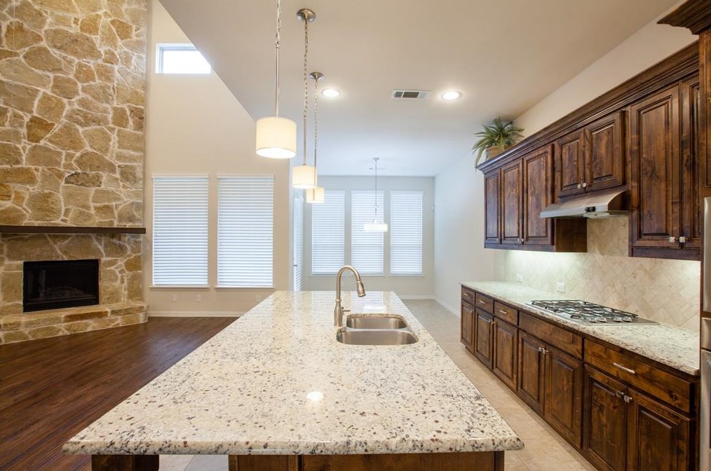 10900 Irene Dr, Mckinney TX  75072-5890 exterior