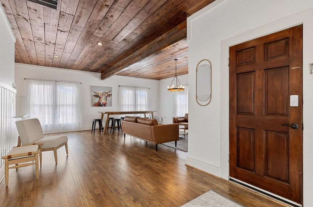 613 Kentucky St, Mckinney TX  75069-2703 exterior