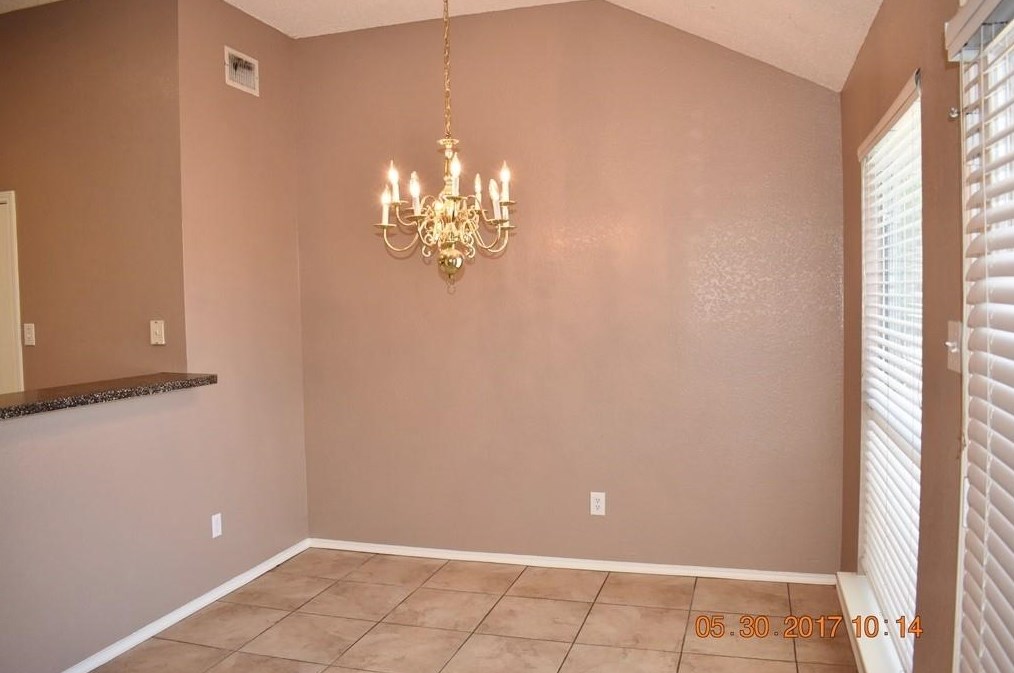 801 Parker Dr, Mesquite, TX 75181