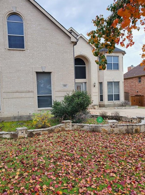 1521 Parkwood Dr, Carrollton, TX 75007