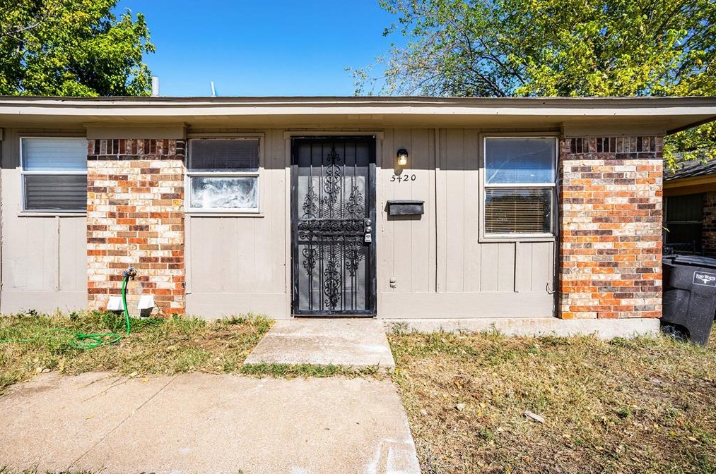 5420 Humbert Ave, Fort Worth, TX 76107