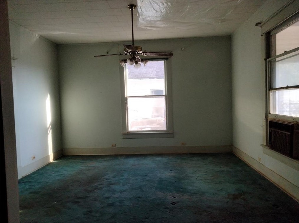 421 8th St, Paris TX  75460-5612 exterior