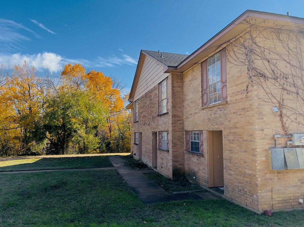 7808 Ashe Ct #d, Fort Worth, TX 76112