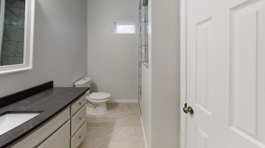 229 Windjammer Rd, Gun Barrel City, TX 75156