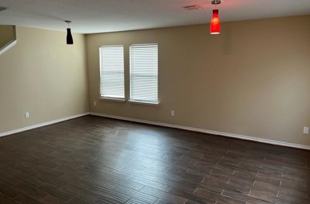 2435 Castle Pines Dr, Burleson, TX 76028
