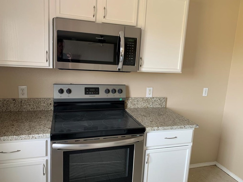 9512 George Bush Dr, Mckinney TX  75070-5807 exterior