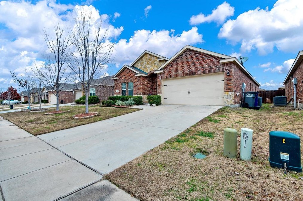 1118 Bellevue Dr, Princeton, TX 75407