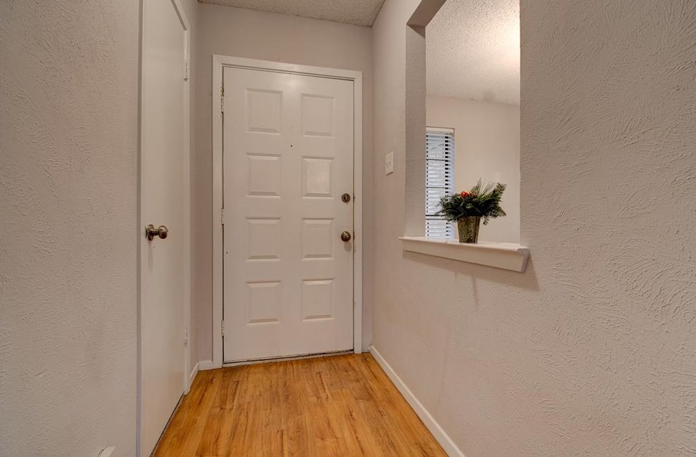 3729 Longstraw Dr, Fort Worth, TX 76137