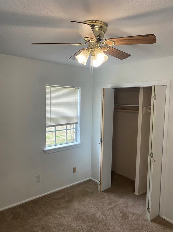416 Limestone Dr, Euless, TX 76039