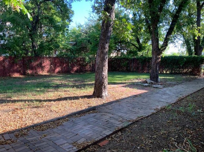 374 S Belknap St, Stephenville, TX 76401