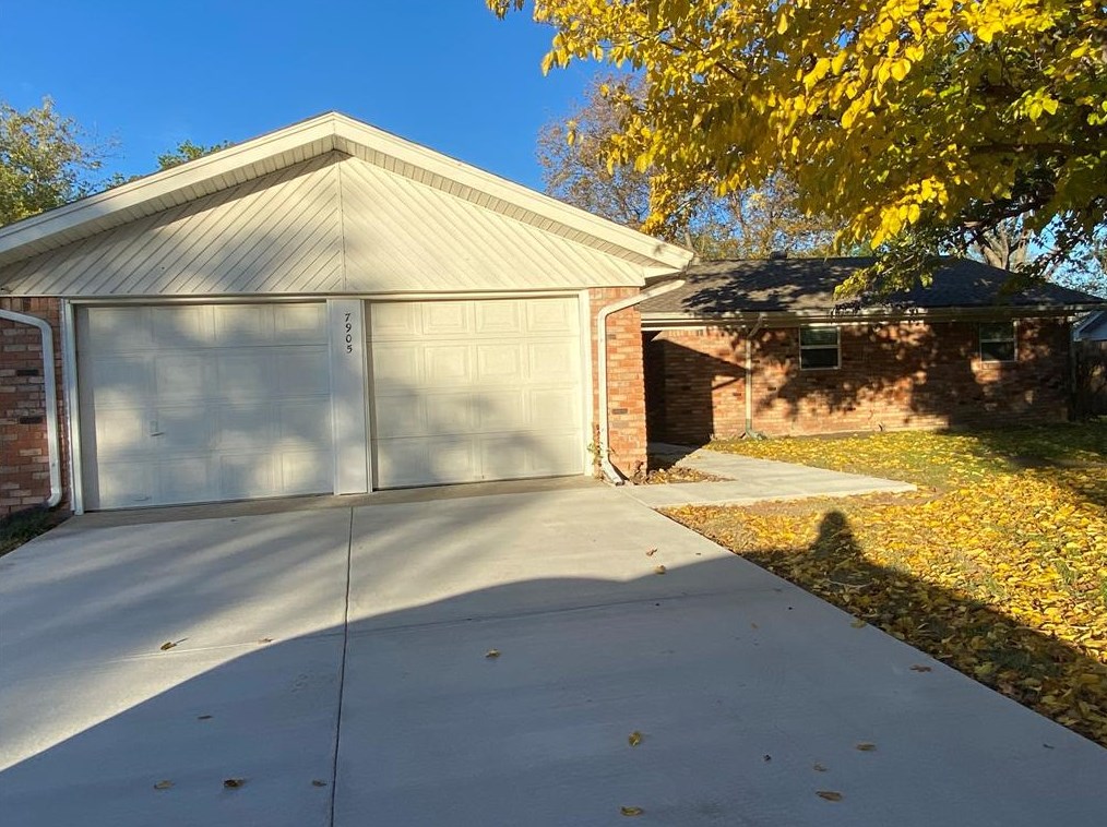 7905 Birchwood Dr, Fort Worth, TX 76180