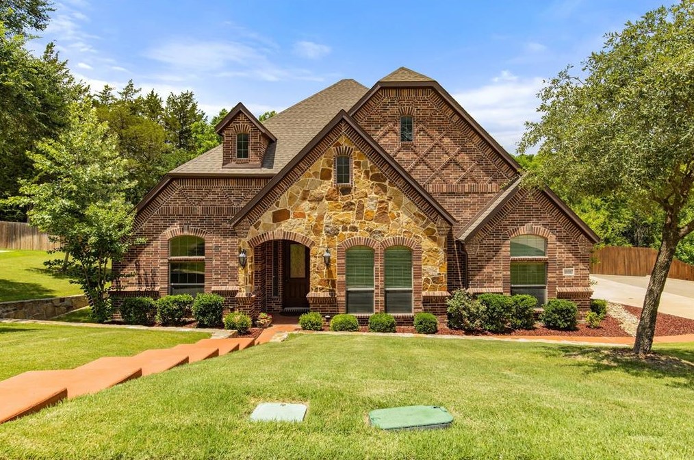 1851 Cotton Creek Trl, Midlothian, TX 76065