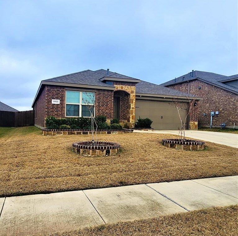 1813 Meadow Crest Dr, Princeton, TX 75407