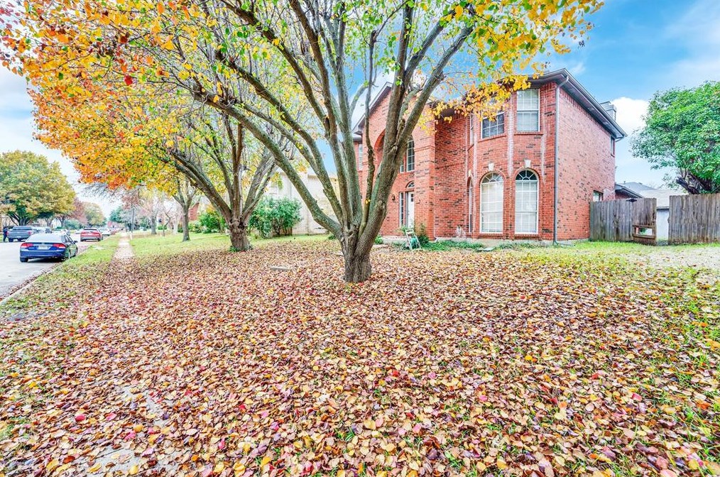 2301 Dana Dr, Rowlett, TX 75088