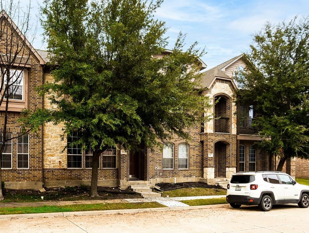 951 Shelby Ln, Frisco, TX 75056