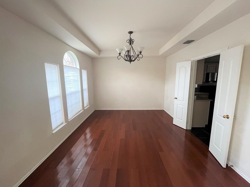 4531 Julian Dr, Mesquite, TX 75150