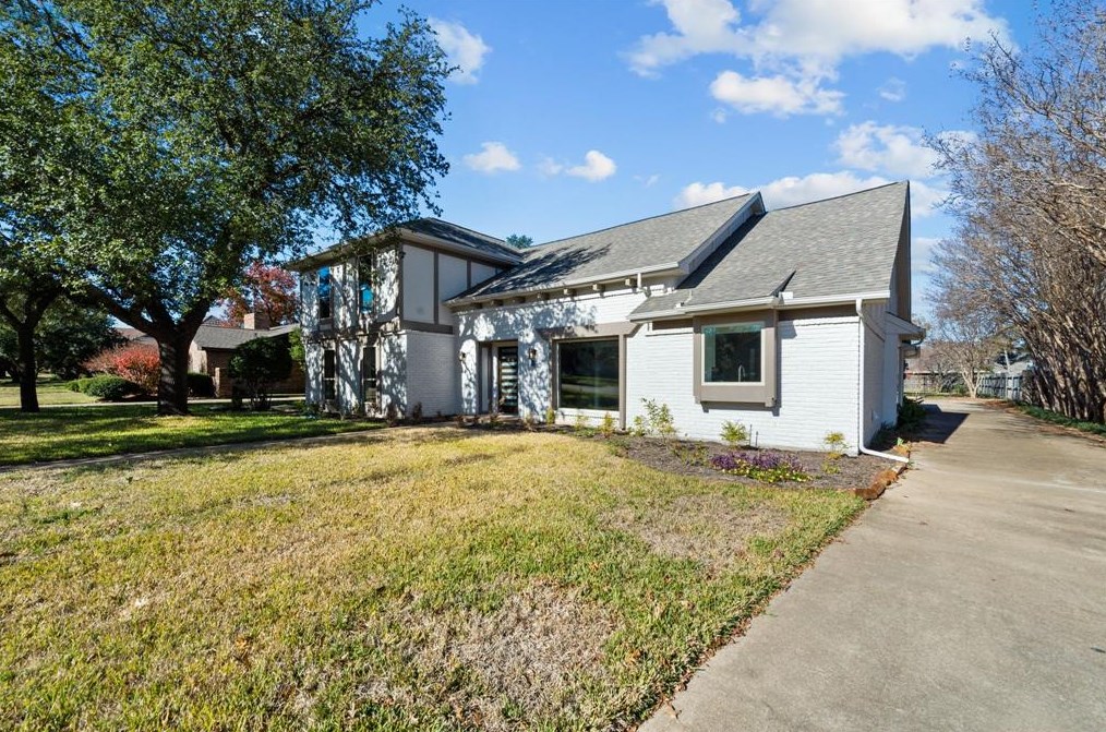 207 Fresh Meadow, Roanoke, TX 76262