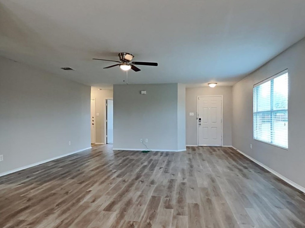 204 Cheyenne Dr, Waxahachie, TX 75165