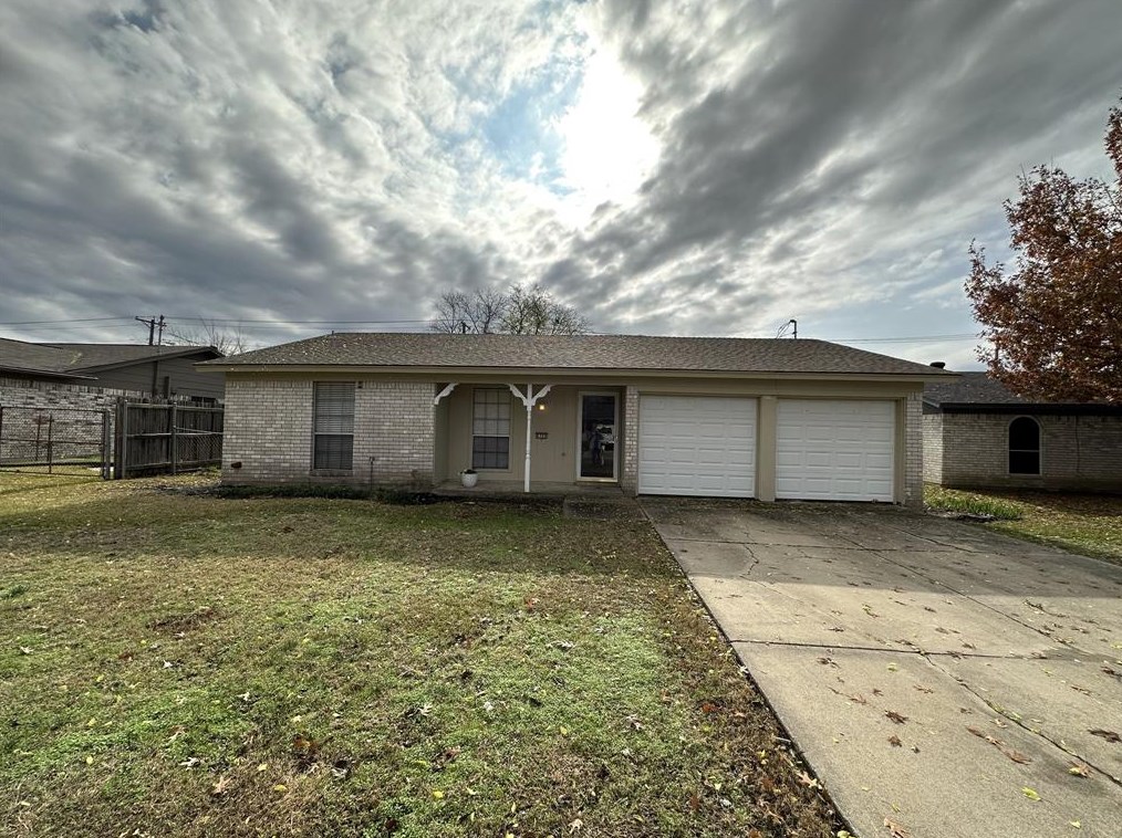 6305 Dorchester Trl, Fort Worth, TX 76182
