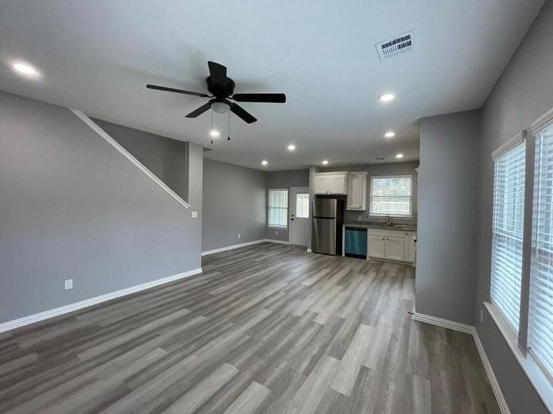 427 E Maple Row #101, Denison, TX 75021