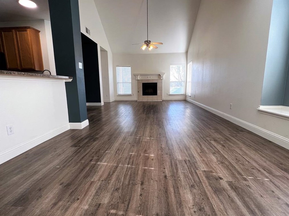 1632 Goodwin Dr, Aubrey, TX 76227
