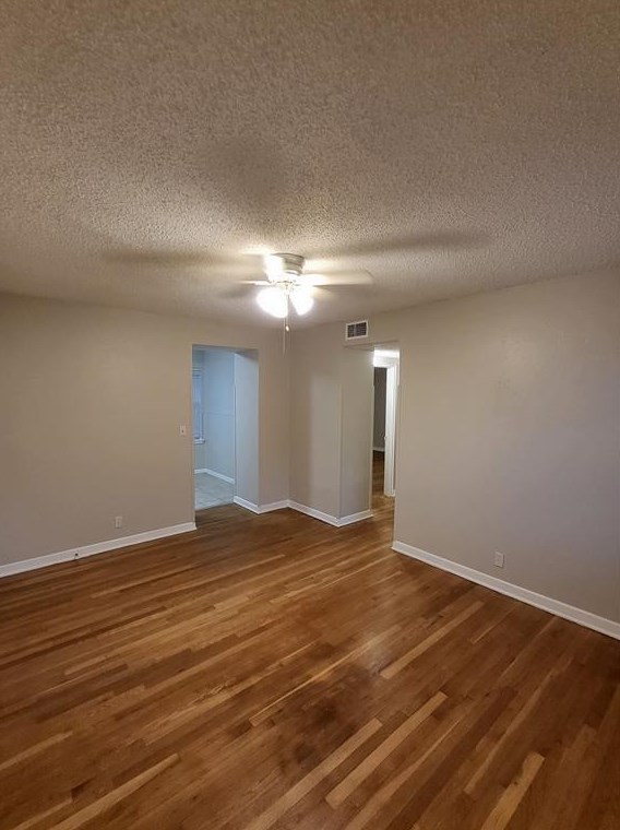 4738 El Campo Ave, Fort Worth, TX 76107