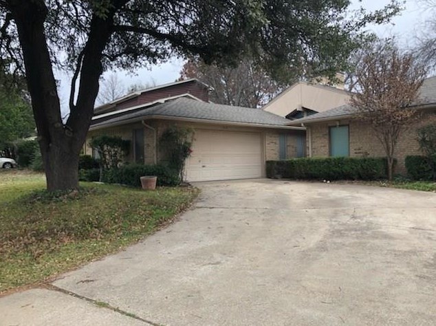 810 Carriage Way, Duncanville, TX 75137