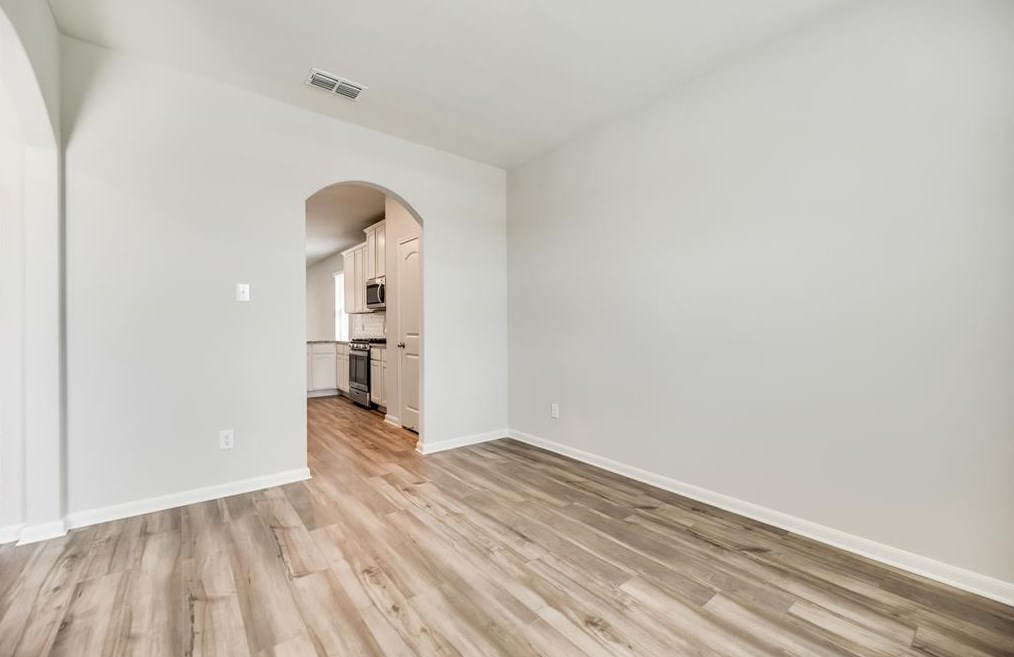 2124 Meadow Dr, Anna, TX 75409