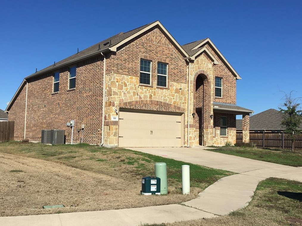 100 Acadia Ln, Forney TX  75126-4212 exterior