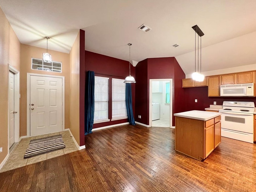424 Creekside Dr, Anna, TX 75409