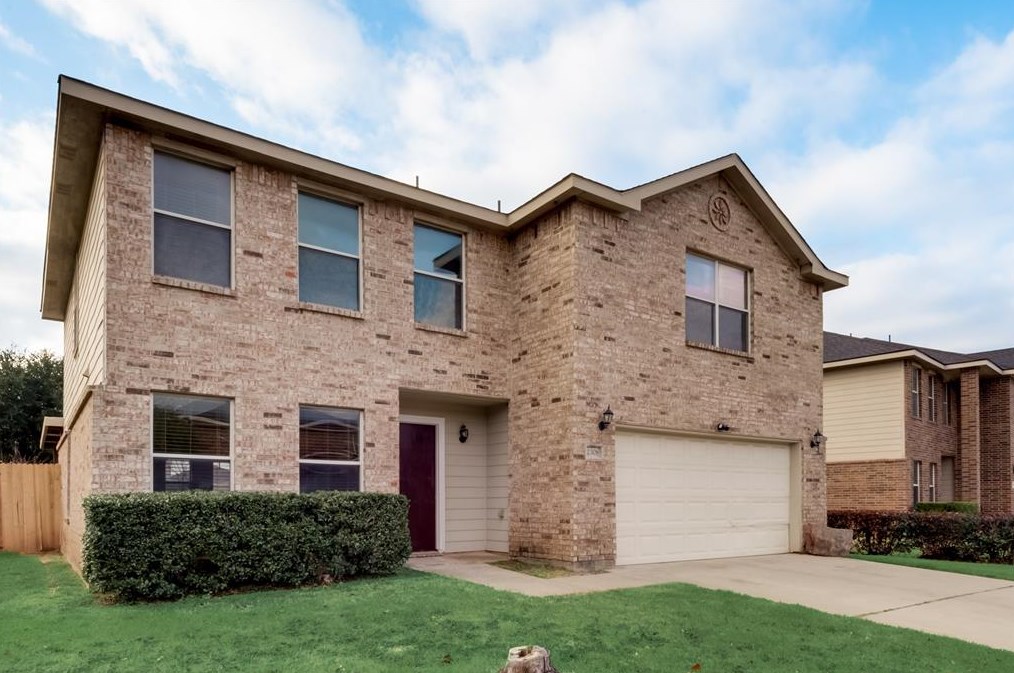 2308 Ash Grove Trl, Fort Worth, TX 76112