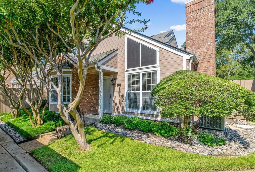 17820 Windflower Way Unit 401, Dallas, TX 75252