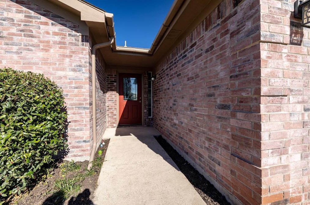 10224 Dallam Ln, Fort Worth, TX 76108