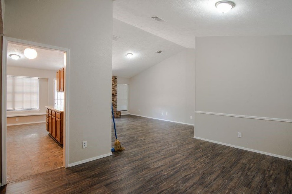 2115 Bridger Dr, Mesquite, TX 75149