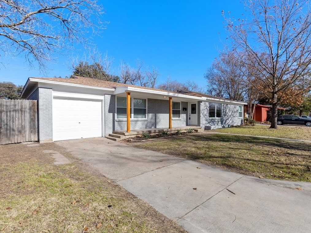 5752 Tracyne Dr, Fort Worth, TX 76114