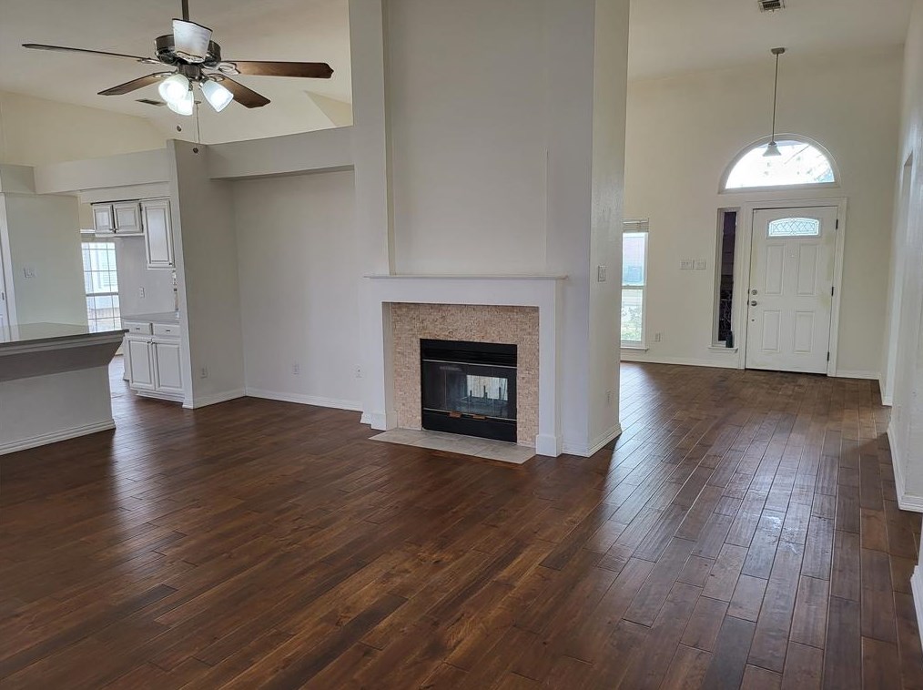 8001 Eagle Dr, Rowlett TX  75088-7618 exterior