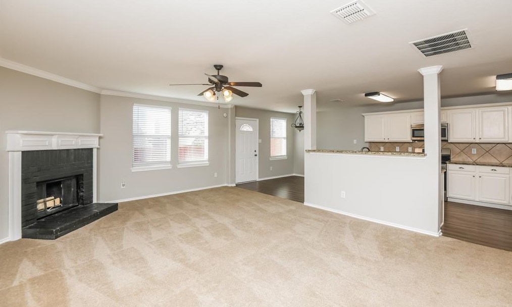 7617 Indigo Ridge Dr, Fort Worth, TX 76131