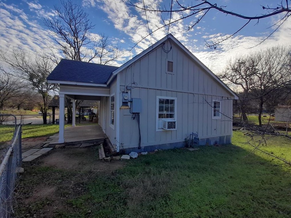 515 Ne 8th Ave, Mineral Wells, TX 76067