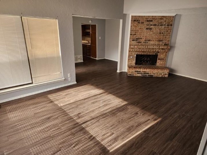 2221 Jackson Cir, Carrollton, TX 75006