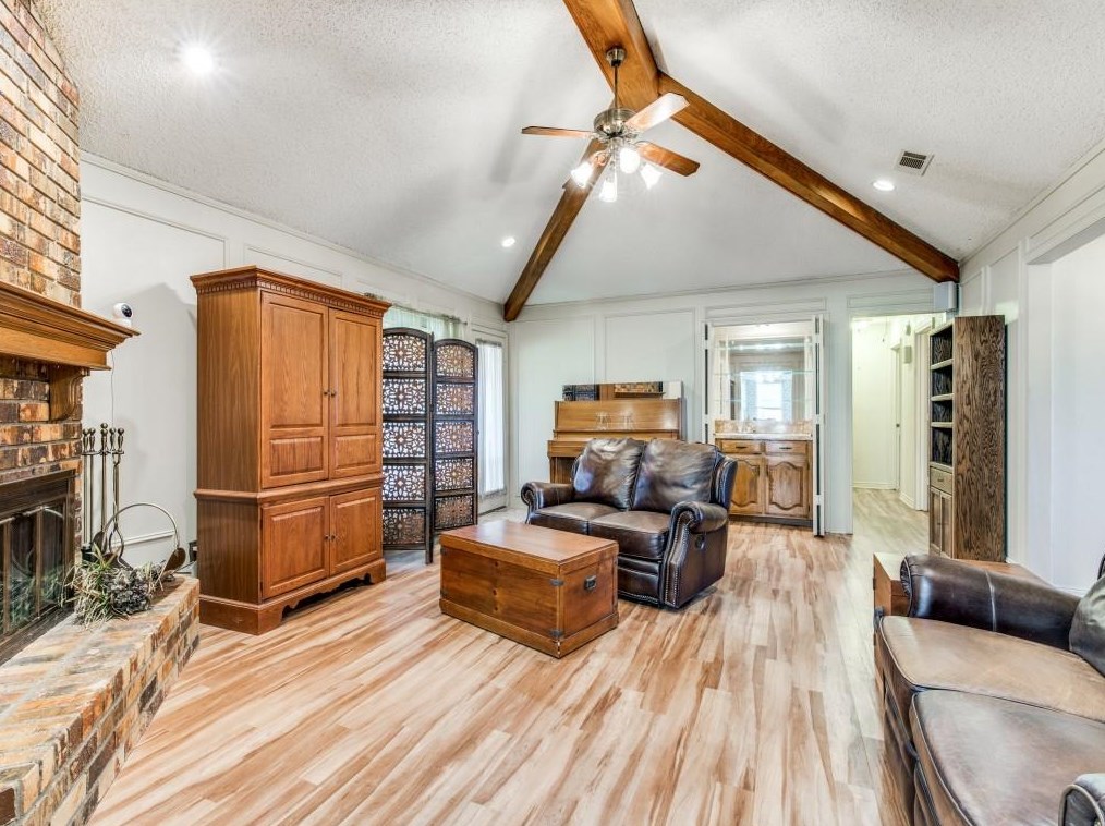 3506 Carla Dr, Rowlett TX  75088-5731 exterior