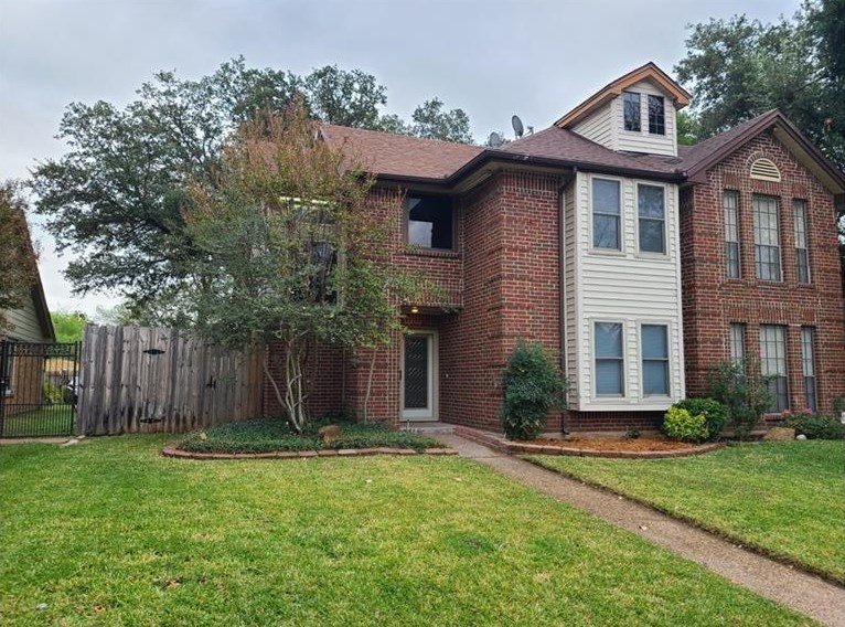 3008 Roxboro Rd, Euless, TX 76039