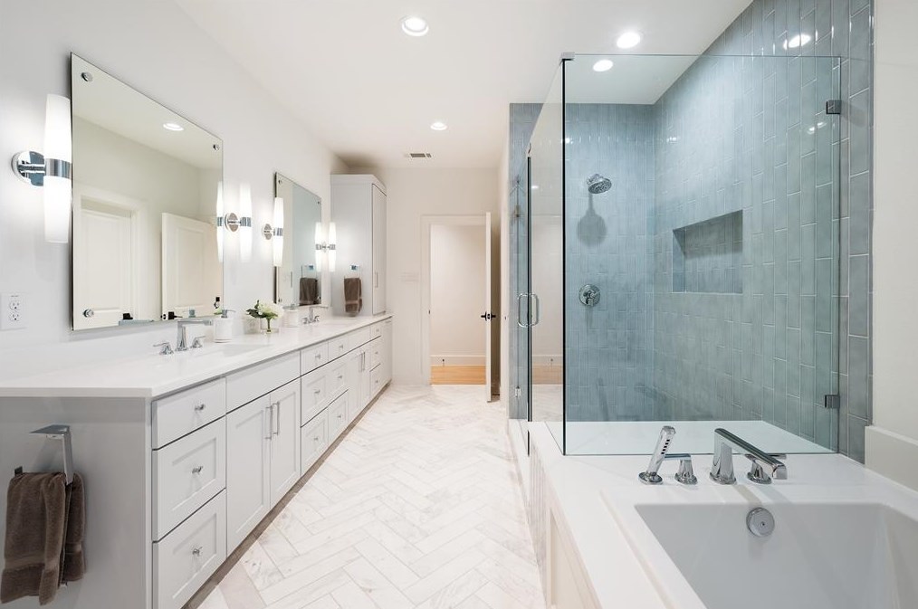 5912 Revere Pl, Dallas TX  75214-3098 exterior