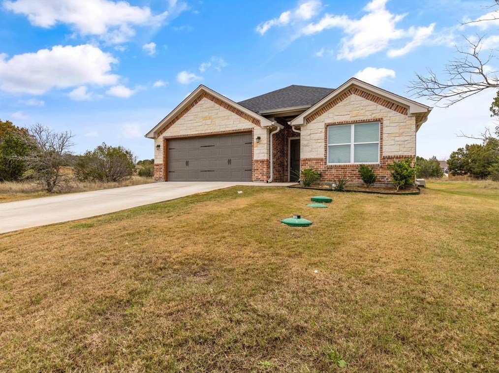 5011 Terlingua Dr, Granbury, TX 76048