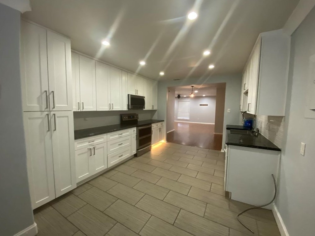 4008 Ridglea Country Club Dr #301, Fort Worth, TX 76126