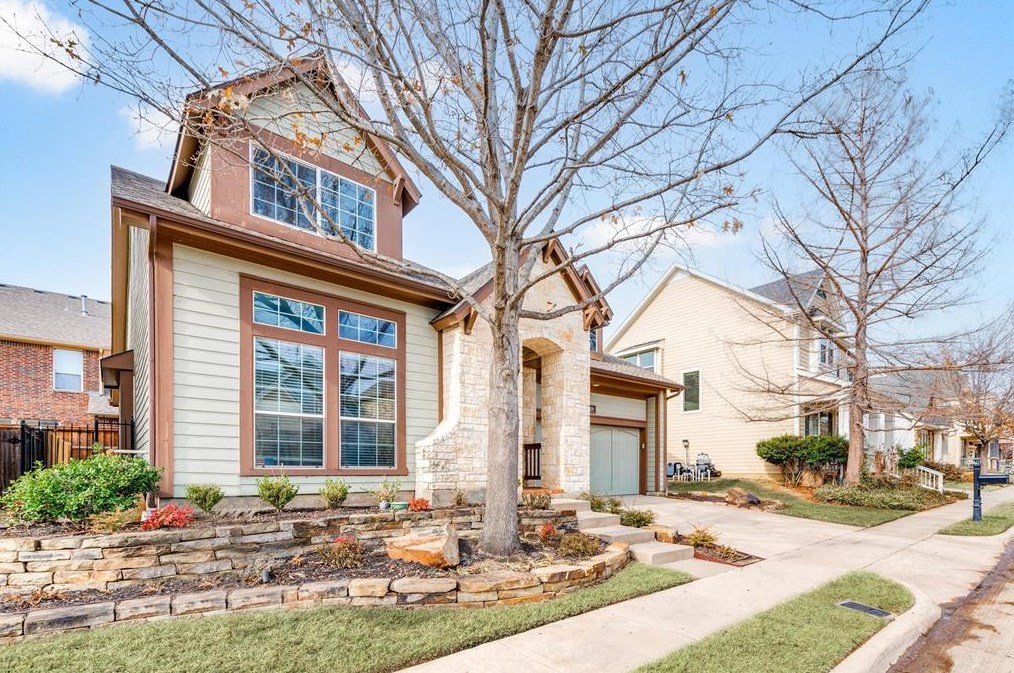 2209 Red Hawk Ln, Euless, TX 76039